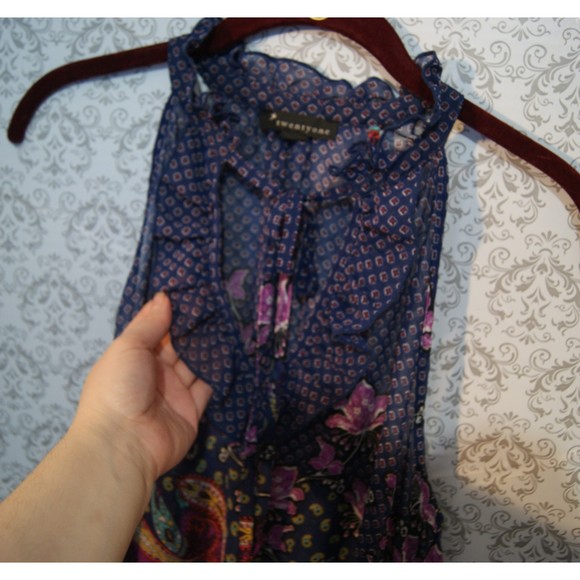 Medium (Plz Read) Forever 21 Twenty One Sheer Top Tie Keyhole Neck Ruffle Purple - Picture 5 of 10